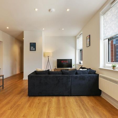 Modern 2-Bed Apartment, Free Parking, City Centre, Netflix & Pet Friendly - Hosted By Stay Host Save Sheffield Exterior photo